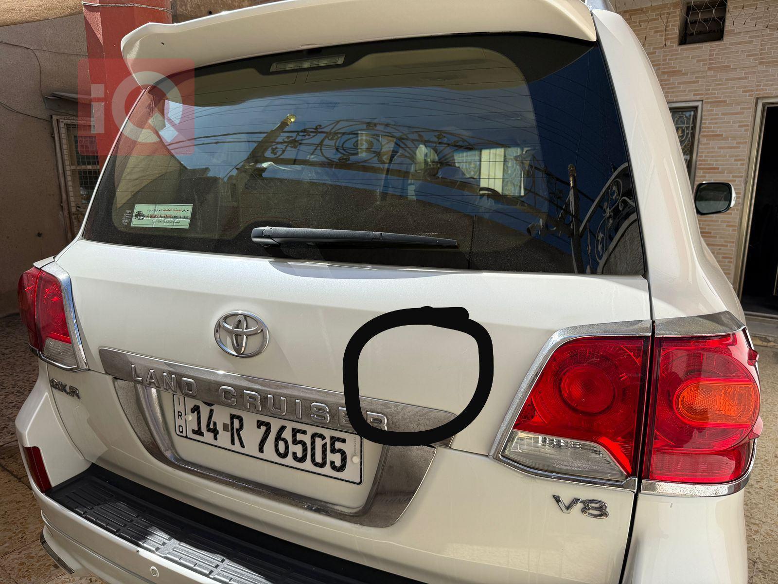 تويوتا لاندكروزر